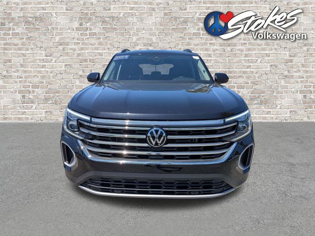 2025 Volkswagen Atlas 2.0T SE w/Technology Black at Matthews Motors of Wilmington