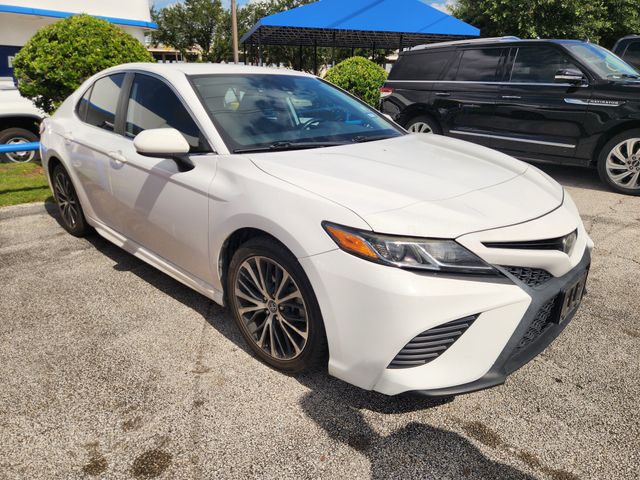 2019 Toyota Camry SE White at Cook Ford