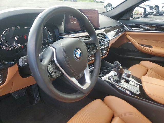 2023 BMW 5 Series 530e iPerformance 10