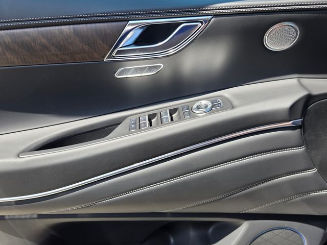 2027 Genesis GV80