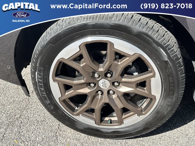 Used 2025 Gray Ford King Ranch image 13