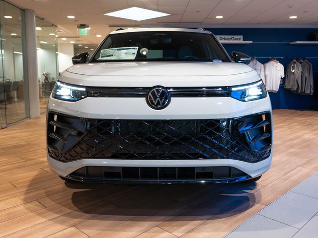 New 2026 Volkswagen Tiguan SUV