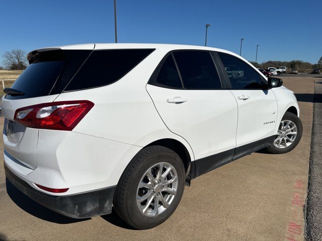 2021 Chevrolet Equinox LS 4