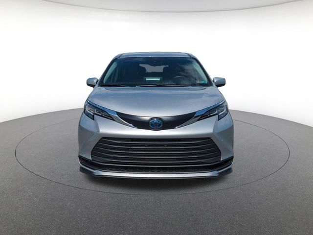 used 2023 Toyota Sienna car, priced at $35,041