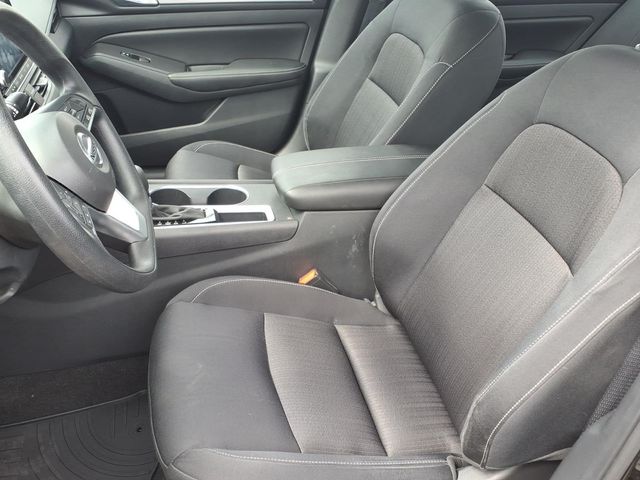 2022 Nissan Altima - Image 18
