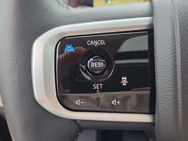 New 2026 White Nissan Platinum image 25