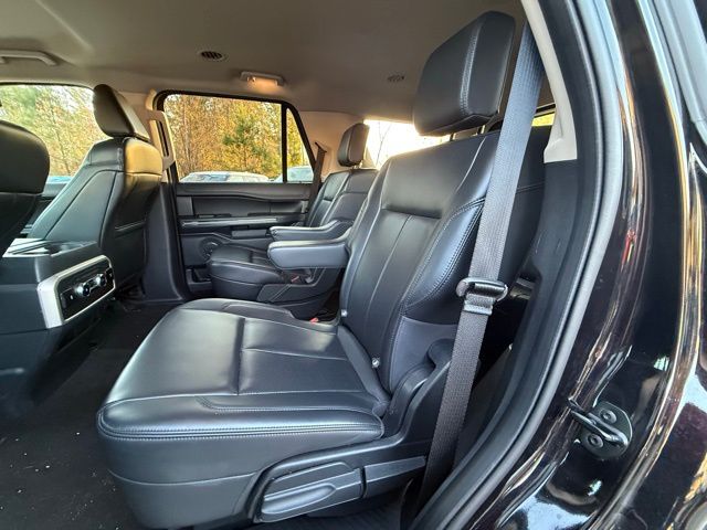 Used 2024 Ford Expedition SUV