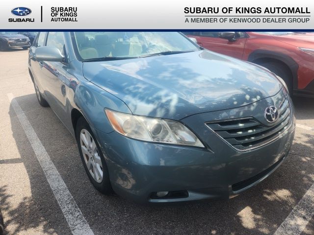 Aloe Green Metallic 2009 Toyota Camry Sedan Front-Wheel Drive 5-Speed Automatic