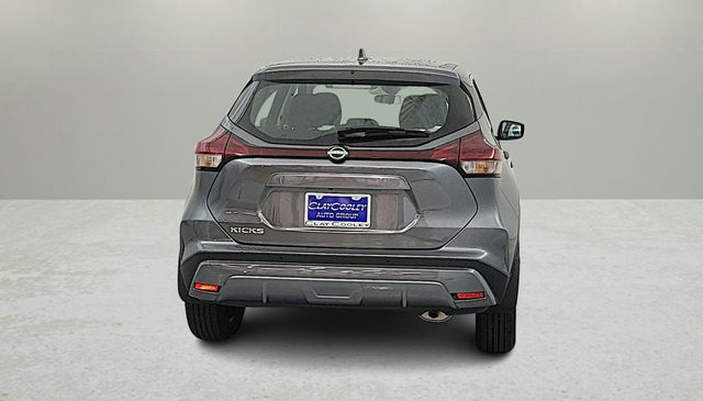2025 Nissan Kicks Play
