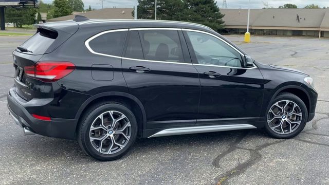 2021 BMW X1 xDrive28i 8