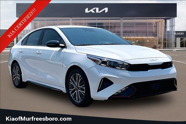 Snow White Pearl 2024 Kia Forte Sedan Front-Wheel Drive Continuously Variable Transmission