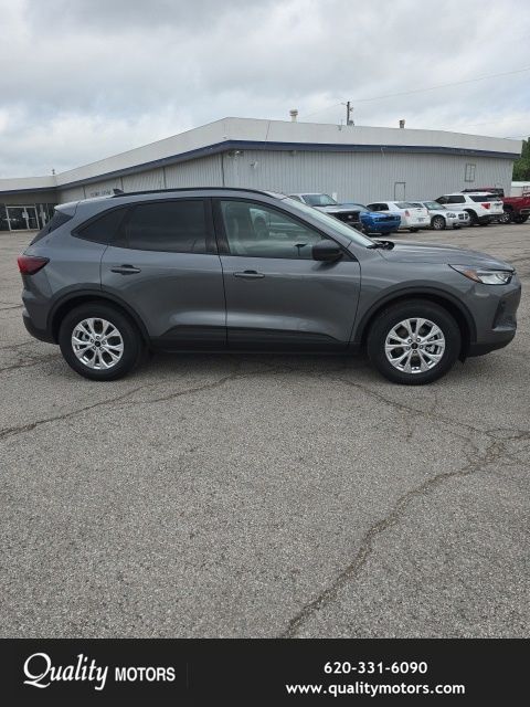 2026 Ford Escape Active - Photo 2