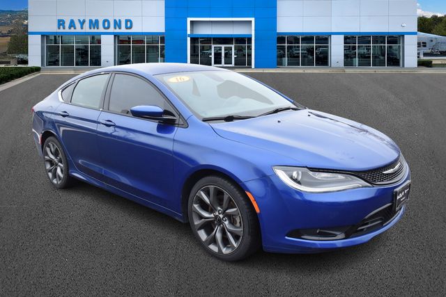Vivid Blue 2016 Chrysler 200 S Sedan FWD Sedan Front-Wheel Drive 9-Speed Automatic