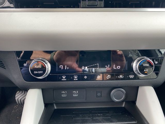 MitsubishiOutlander28