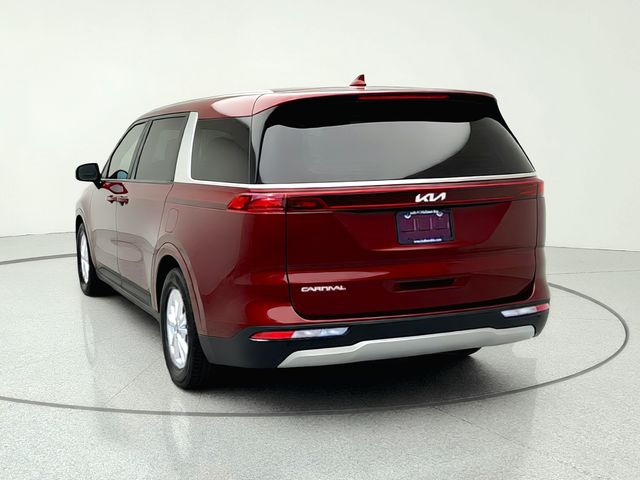 Used 2023 Kia Carnival Van