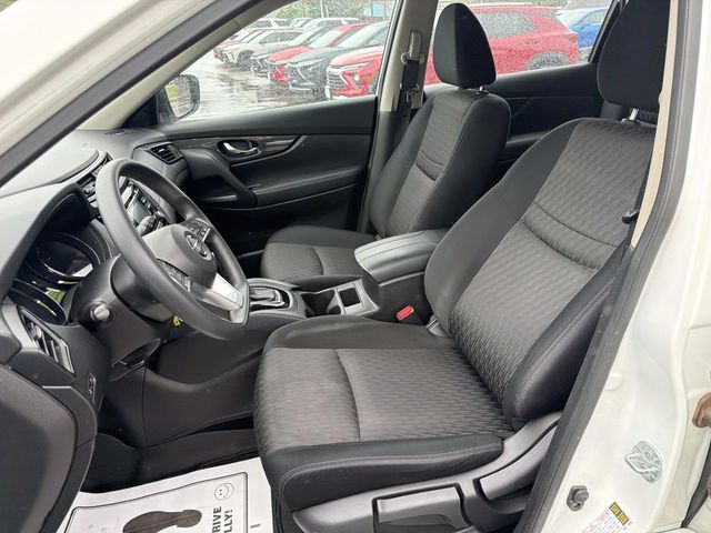 2017 Nissan Rogue - Image 23