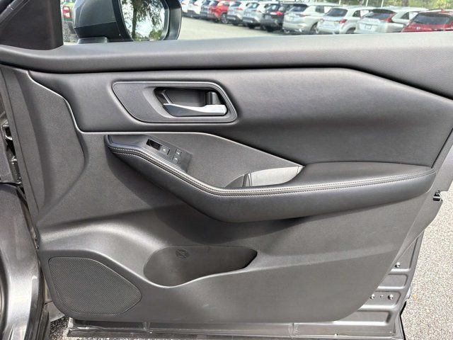 Used 2024 Nissan Rogue SUV