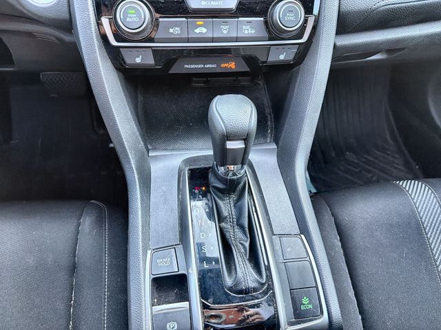 Used 2017  Honda EX image 19