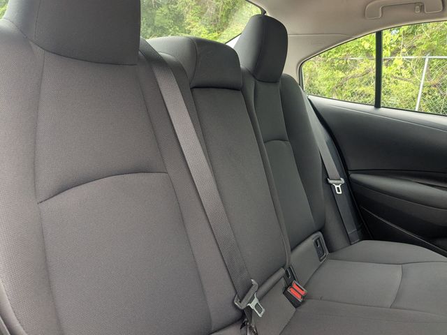 2021 Toyota Corolla LE Silver at Davis Toyota of Orangeburg