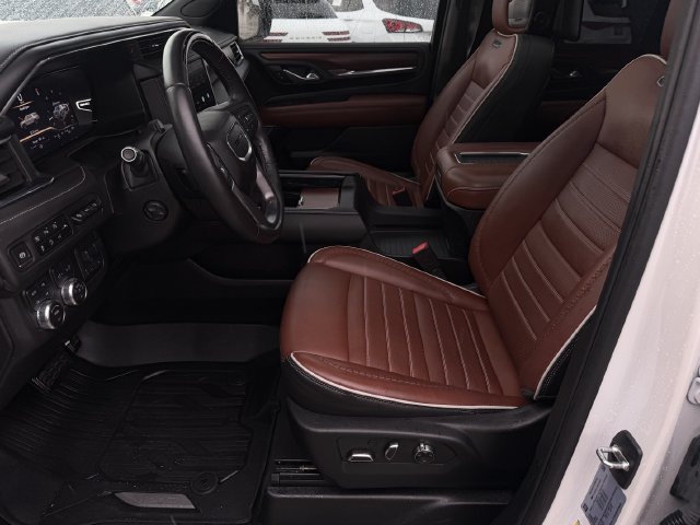 2024 GMC Yukon Denali Ultimate White at Big Star Buick GMC