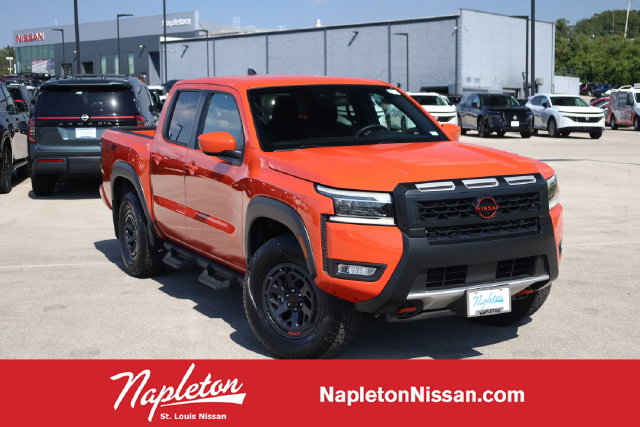 2025 Nissan Frontier PRO-4X Crew Cab 4WD