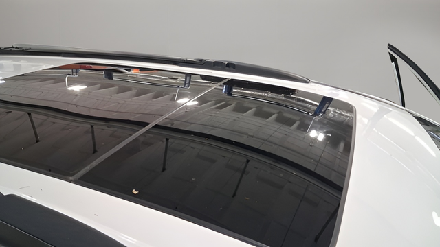Used 2025 Chrysler Pacifica Van