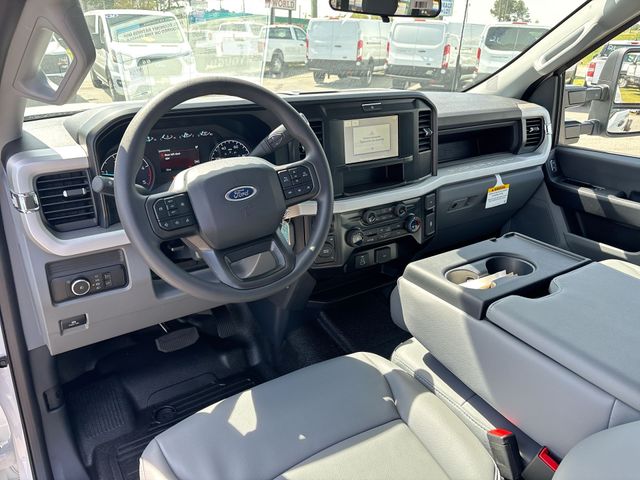 New 2026 Oxford White Ford F-450® XL image 17