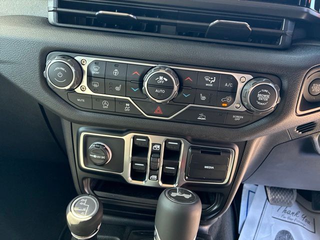New 2026 Jeep Wrangler SUV
