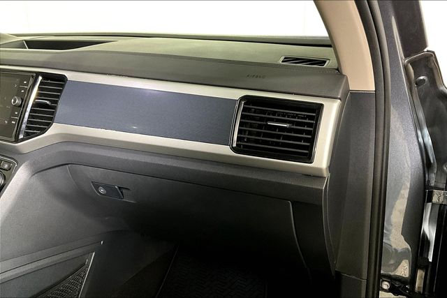 2021 Volkswagen Atlas 3.6L V6 SEL Premium R-Line photo