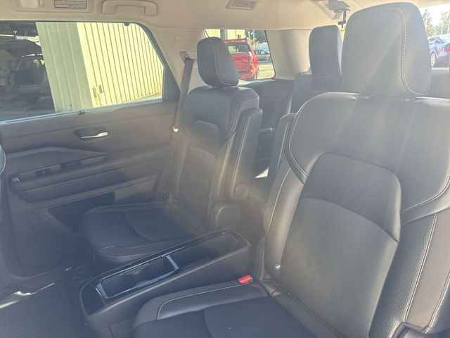 Used 2024 White Nissan SL image 16