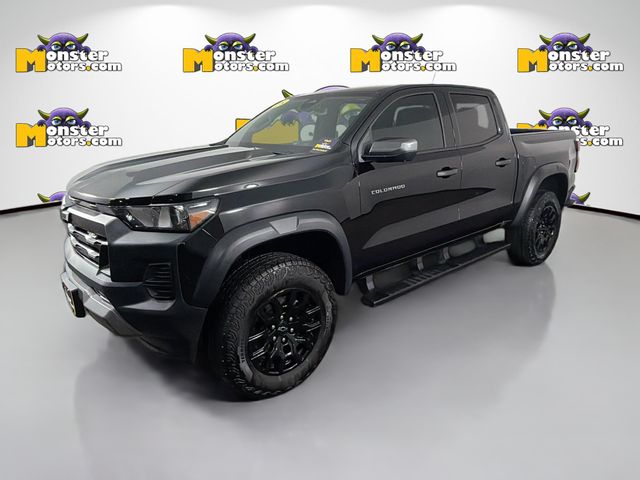 Black 2025 Chevrolet Colorado Trail Boss Crew Cab 4WD Pickup Truck Four-Wheel Drive 8-Speed Automatic