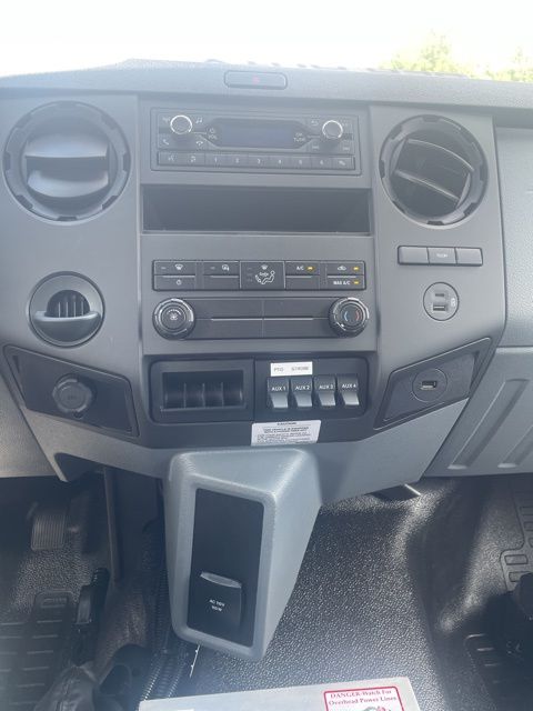 2025 Ford F-650 Super Duty 