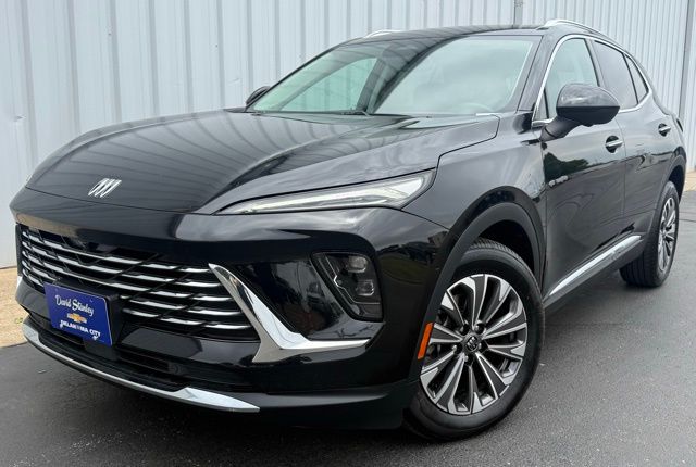 used 2024 Buick Envision car, priced at $28,583