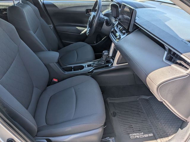 2024 Toyota Corolla Cross - Image 32