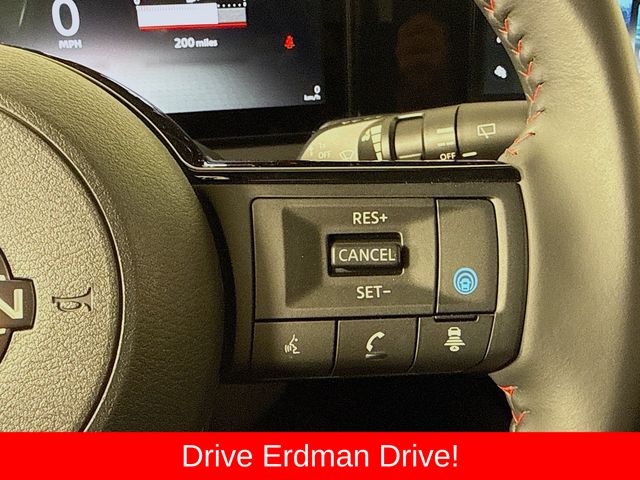 Used 2025 Nissan Kicks SUV