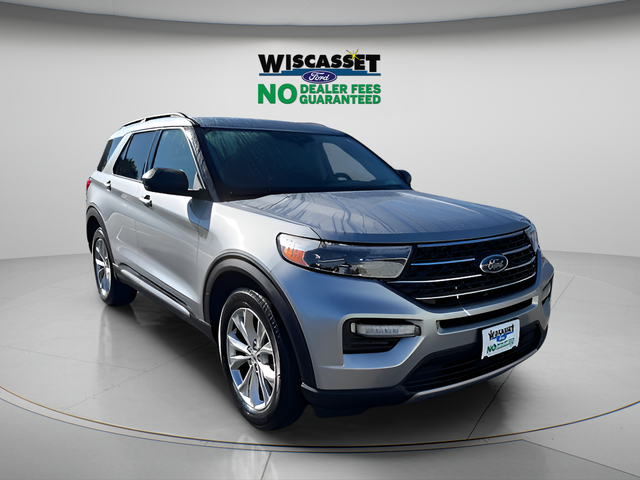 Silver Metallic 2023 Ford Explorer SUV / Crossover All-Wheel Drive Automatic