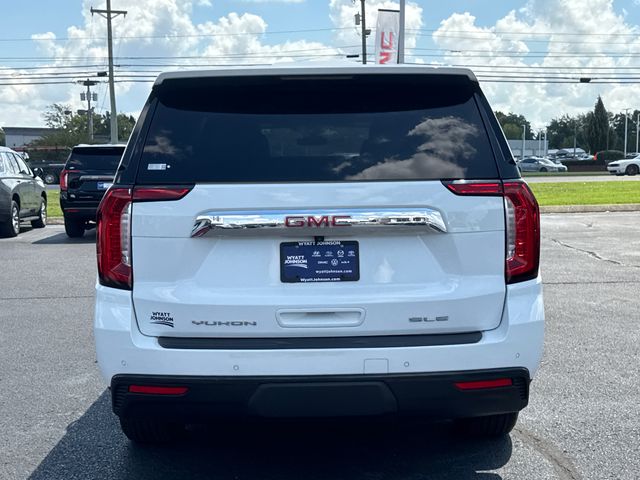 Used 2023 White GMC SLE image 4