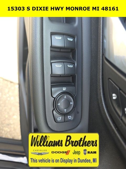 2024 GMC Terrain SLT - Ebony Twilight Metallic exterior view 12