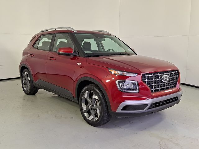 2024 Hyundai Venue SEL's photo