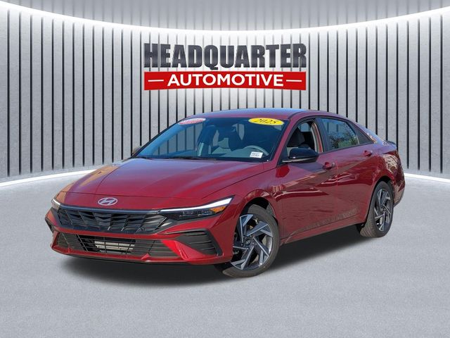Ultimate Red 2025 Hyundai Elantra SEL Sport FWD Sedan Front-Wheel Drive Continuously Variable Transmission
