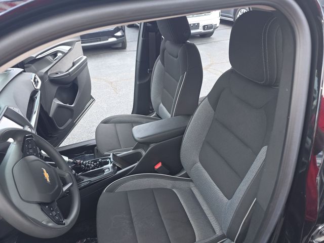 Used 2023 Black Chevrolet LS image 17