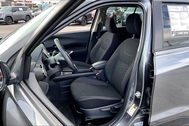 Used 2024 Nissan Kicks SV