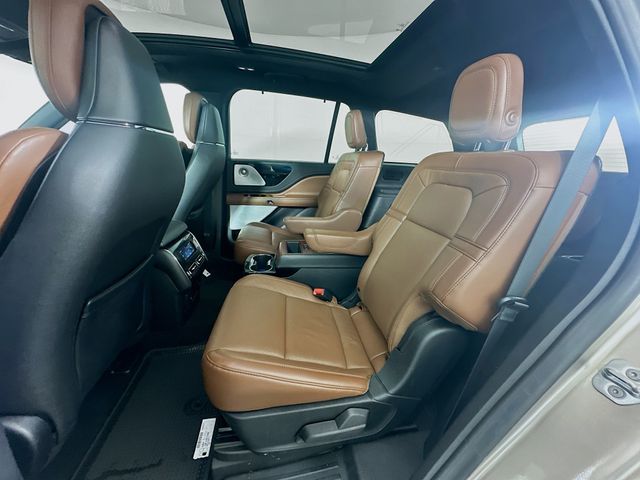 2020 Lincoln Aviator Reserve 25