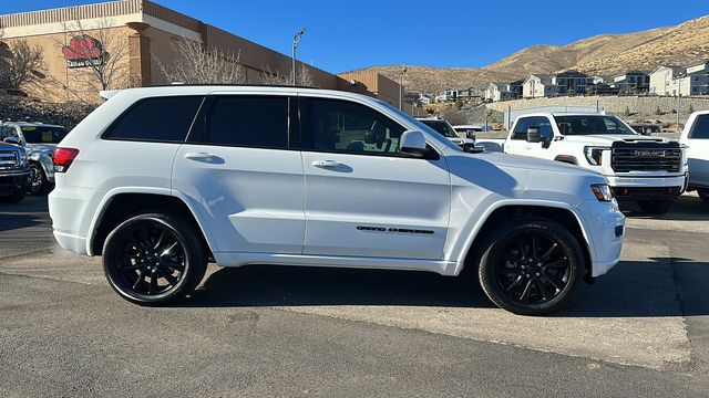 2018 Jeep Grand Cherokee Altitude 2