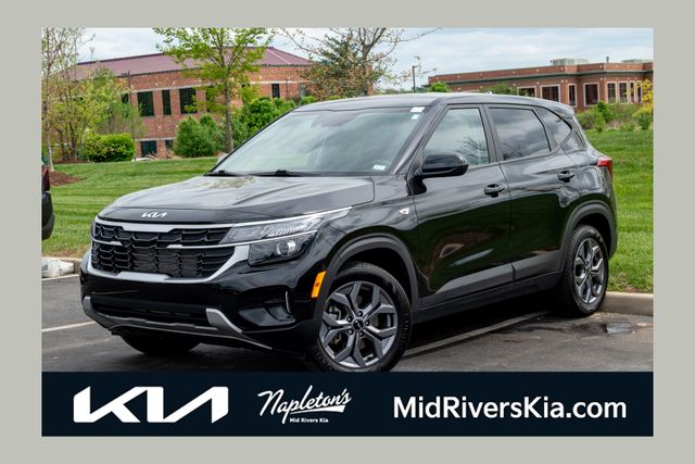 Fusion Black 2025 Kia Seltos LX AWD SUV / Crossover All-Wheel Drive Continuously Variable Transmission