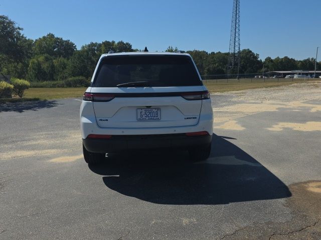 Used 2023 White Jeep Limited image 10
