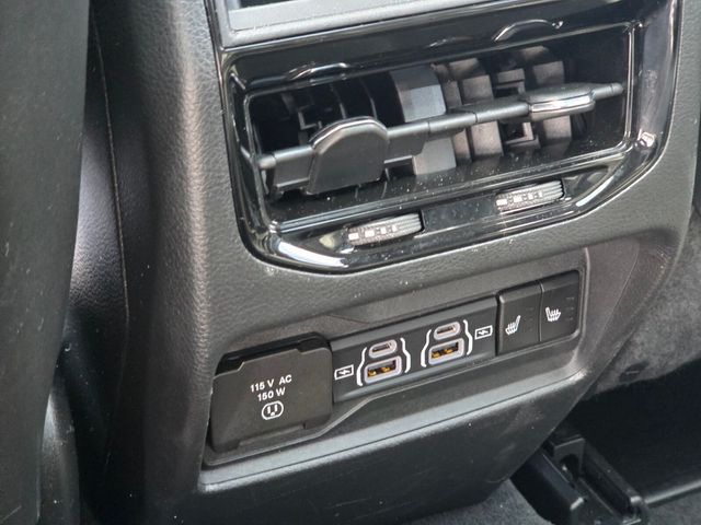 Used 2025 Jeep Grand Cherokee SUV