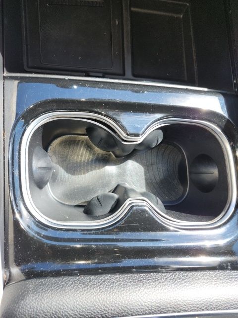 Used 2023 Black Chrysler Limited image 22