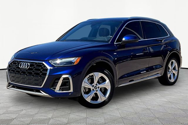 Navarra Blue Metallic 2023 Audi Q5 quattro Premium Plus S Line 45 TFSI SUV / Crossover All-Wheel Drive 7-Speed Automatic