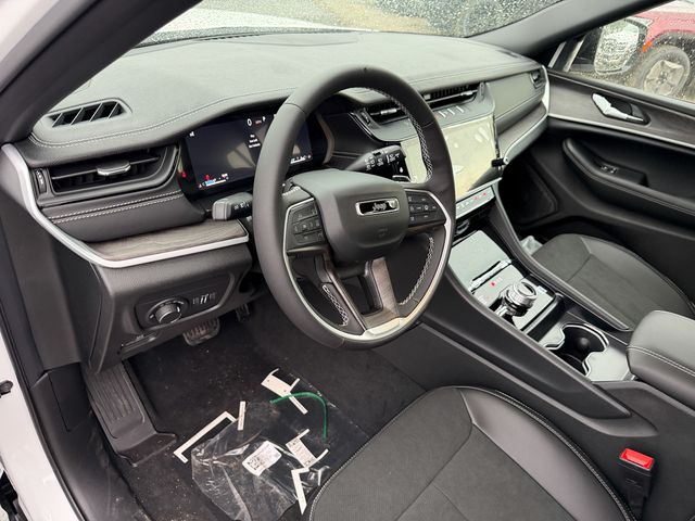new 2026 Jeep Grand Cherokee car, priced at $36,930